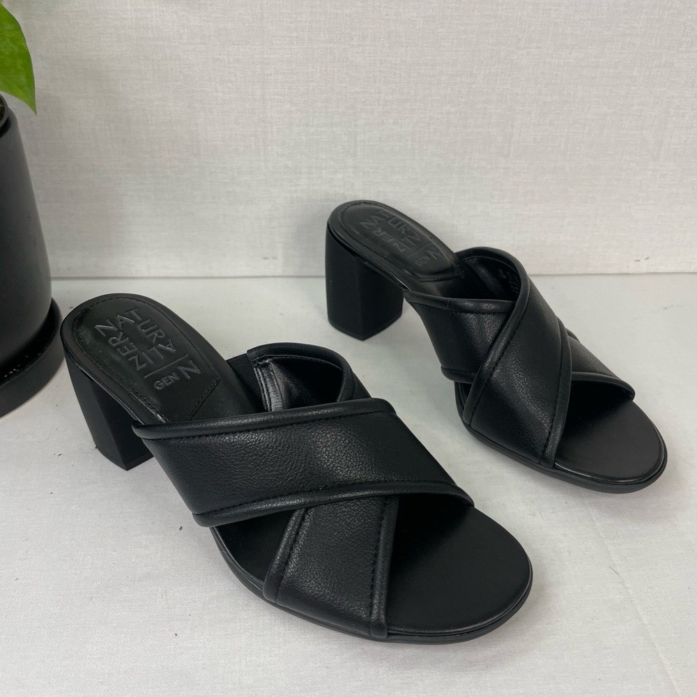 Naturalizer Genn-Rhythm Slide Sandal black leather block heel 6.5 M, B 269 - Picture 5 of 11